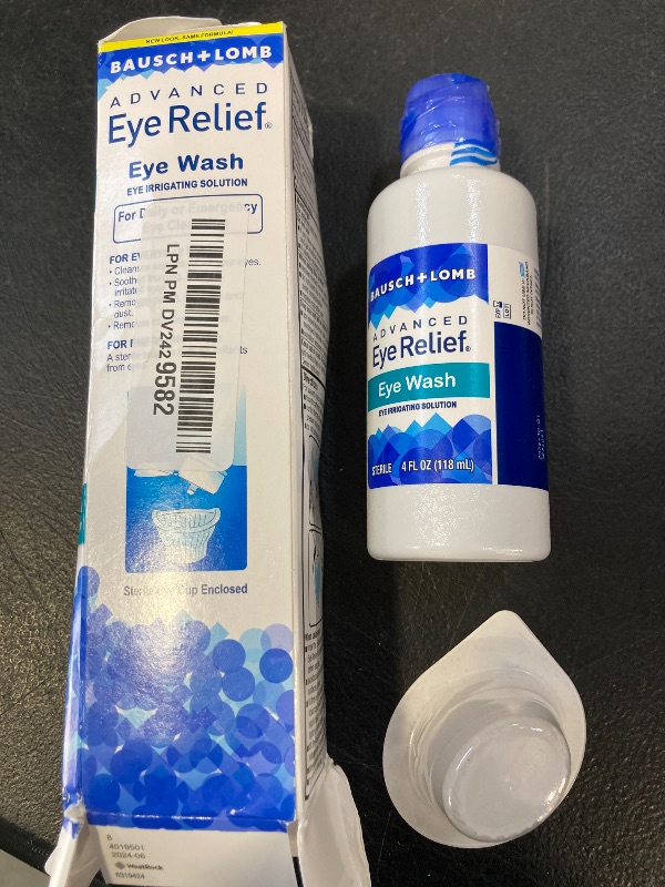 Photo 1 of Bausch & Lomb Advanced Eye Relief Eye Wash, 4 fl oz