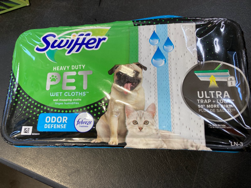 Photo 1 of Swiffer Sweeper Pet Heavy Duty Multi-Surface Wet Cloth Refills for Floor Mopping and Cleaning, Fresh scent, 20 count
