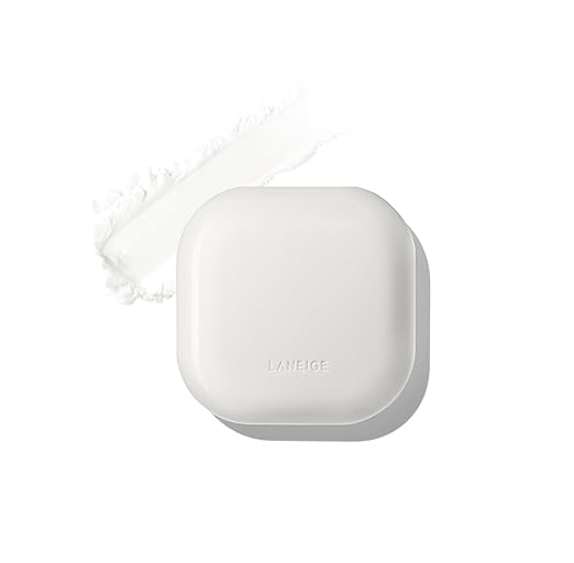 Photo 1 of LANEIGE Neo Blurring Powder: Korean Oil Absorbing, Smoothing, Pore Blurring Compact with No-Spill, Travel-Friendly Design and Blue Hyaluronic Acid