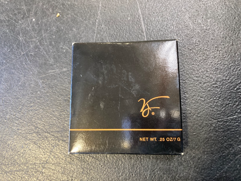 Photo 1 of Victoria Jackson Pink Lip Compact Palette with Brush 