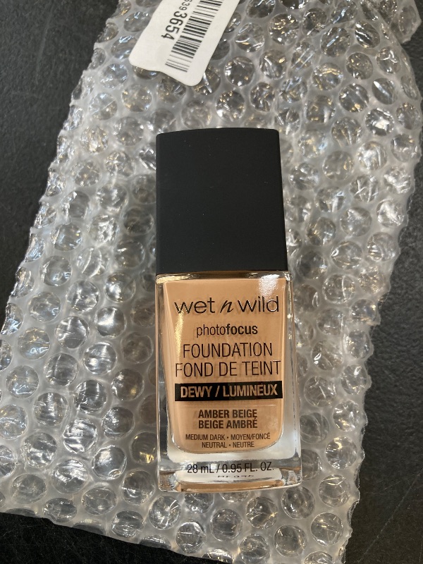 Photo 1 of wet n wild Photo Focus Dewy Liquid Foundation Makeup, Amber Beige