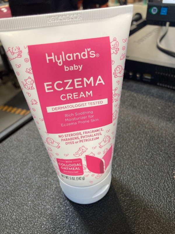 Photo 1 of Hyland's Baby Eczema Cream, Rich Soothing Moisturizer for Eczema Prone Skin, With Colloidal Oatmeal, 5 ounce
