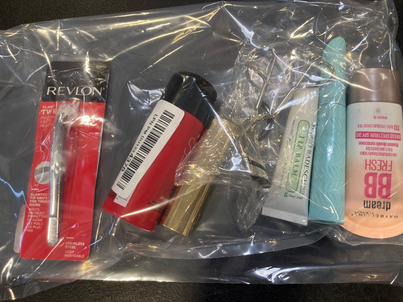 Photo 1 of Cutie! Beauty Bundle!
----Final Sale / No Returns ----