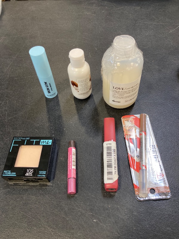 Photo 1 of Cutie! Beauty Bundle!
----Final Sale / No Returns ----