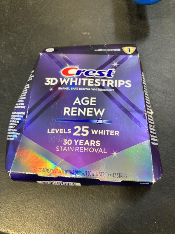Photo 1 of Crest 3D Whitestrips, Supreme Flexfit, Teeth Whitening Strip Kit, 42 Strips (21 Treatments)