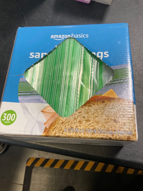 Photo 1 of Amazon Basics Sandwich Storage Bags, 300 Count (Previously Solimo)
