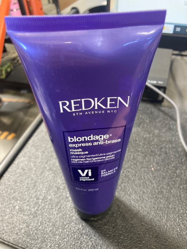 Photo 1 of Redken Blondage Express Anti-Brass Mask For Blonde & Highlighted Hair - Ultra-Pigmented Purple Mask For Blonde Hair