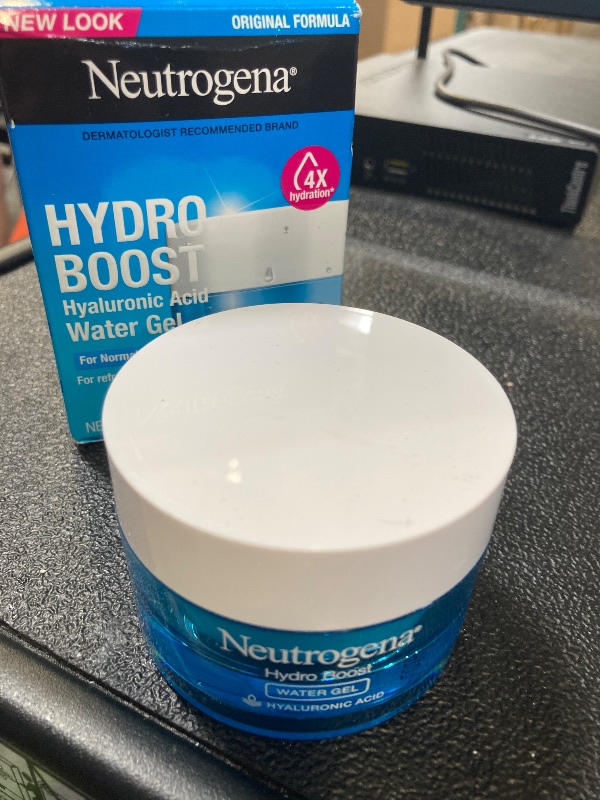 Photo 1 of Neutrogena Hydro Boost Water Gel with Signature Fragrance, Hyaluronic Acid Face Moisturizer for Normal to Oily Skin, Delivers Hydration for Refreshed, Dewy Skin, 1.7 fl. oz