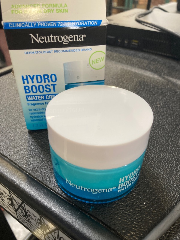 Photo 1 of Neutrogena Hydro Boost Skincare Set, Hydro Boost Fragrance Free Water Cream Face Moisturizer, 1.7 fl oz, & Trial Size Hydro Boost Fragrance Free Hydrating Gel Facial Cleanser, 0.5 fl oz