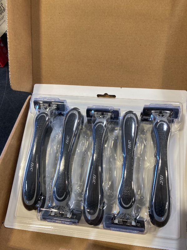Photo 1 of BIC Flex 4 Sensitive Disposable Razors For Men, For a Smooth, Ultra-Close and Comfortable Summer Shave, 10 Piece Disposable Razor Set