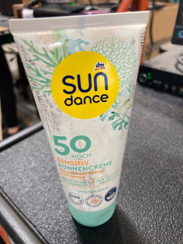 Photo 1 of Sonnencreme sensitive LSF 50, 100 ml