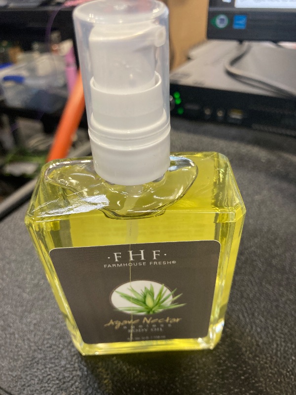 Photo 1 of FarmHouse Fresh Agave Nectar Ageless Body Oil, 4 Fl Oz (Pack of 1)