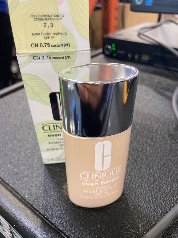 Photo 1 of Clinique Even Better Makeup Medium Coverage Foundation Broad Spectrum SPF 15 | Evens Skin Tone + Reduces Dark Spots, Custard, 1 Fl Oz