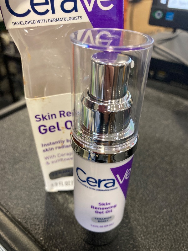 Photo 1 of CeraVe Skin Renewing Gel Oil, Daily Hydrating Serum For Face With CeraPlex & Hyaluronic Acid, Gel Moisturizer For Face Hydrates & Smooths Skin, Non-Greasy, Fragrance Free & Non-Comedogenic, 1 Ounce