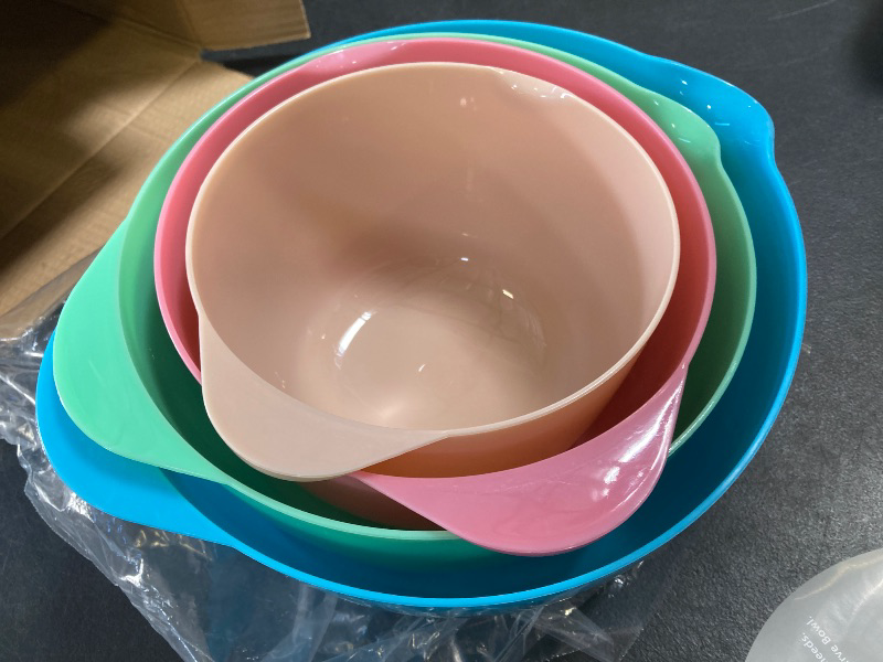 Photo 1 of BoxedHome Classic Mixing Bowl Set, BPA Free Plastic, Microwave and Dishwasher Safe, 4.5 quarts (Pink/Cyan)