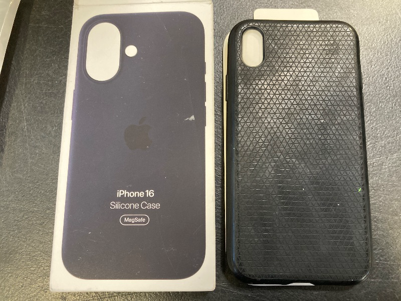 Photo 1 of Apple iPhone 16 Silicone Case with MagSafe and Camera Control - Black ???????