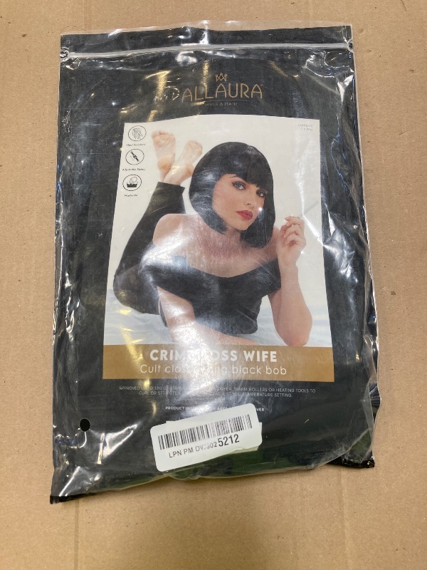 Photo 1 of ALLAURA Black Flapper Bob Wig with Bangs 20s Wig Costume 1920s Flapper Wigs for Women - Flapper Girl Wig | Compatible with Mia Wig Uma Thrman Wig in Pulp Fction Movie