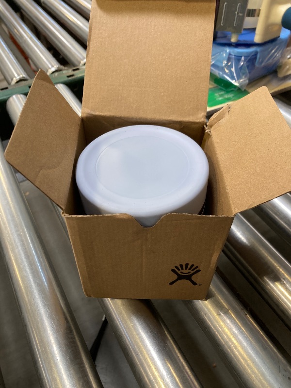 Photo 1 of Hydro Flask 20 Oz Insulated Food Jar Surf