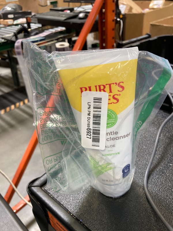 Photo 1 of Burt's Bees Gentle Cream Cleanser with Aloe for Sensitive Skin, 98.9% Natural Origin, 6 Ounces
