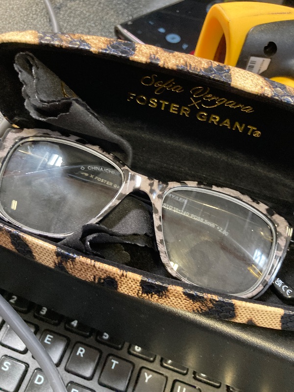 Photo 1 of Foster Grant Women's Teresa Reading Glasses Cat-Eye
