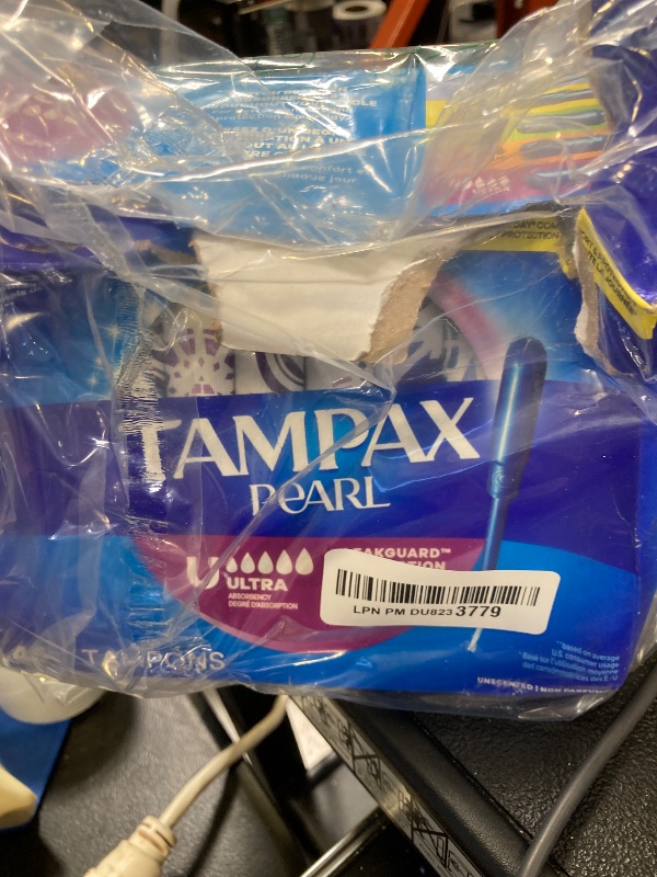 Photo 1 of Tampax Pearl Tampons, with LeakGuard Braid, Ultra Absorbency, Unscented, 45 Count (Packaging May Vary)