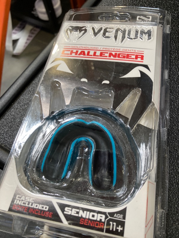 Photo 1 of Venum Challenger Mouthguard - Cyan/Black