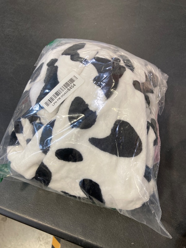 Photo 1 of Sqlszt Cow Onesie adult Jumpsuit Unisex One-Piece Pajamas Cosplay Costume Sleepwear for Halloween christmas Women Men M
