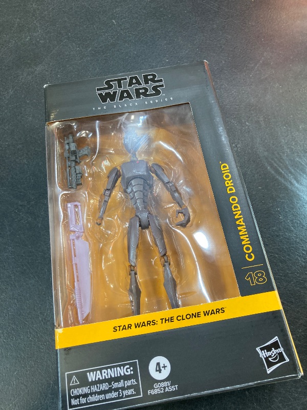 Photo 1 of STAR WARS The Black Series Commando Droid, The Clone Wars Premium Collectible 6 Inch Action Figure