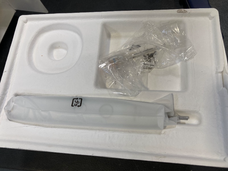 Photo 1 of Philips Sonicare DiamondClean Smart 9300 Electric Toothbrush, Sonic Toothbrush with App, Pressure Sensor, Brush Head Detection, 4 Brushing Modes and 3 Intensity Levels, White, Model HX9903/05