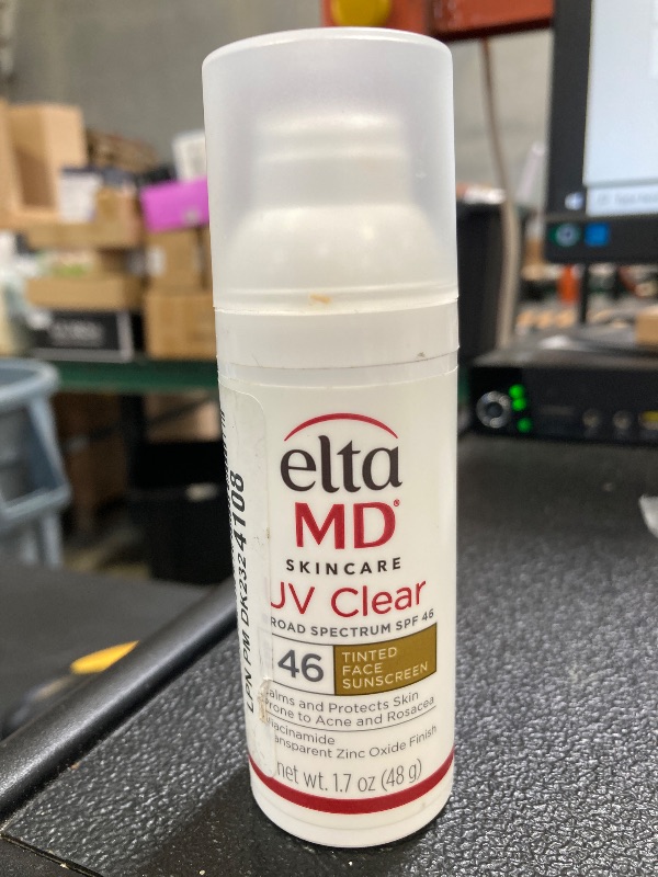 Photo 1 of EltaMD UV Clear Broad-Spectrum SPF 46 - Tinted (1.7 fl. oz.)