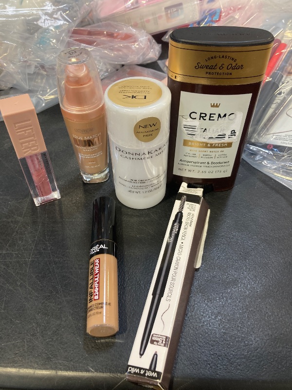 Photo 1 of Cutie! Beauty Bundle!
---Final Sale / No returns ----