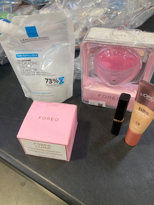 Photo 1 of Cutie! Beauty Bundle!
---Final Sale / No returns ----