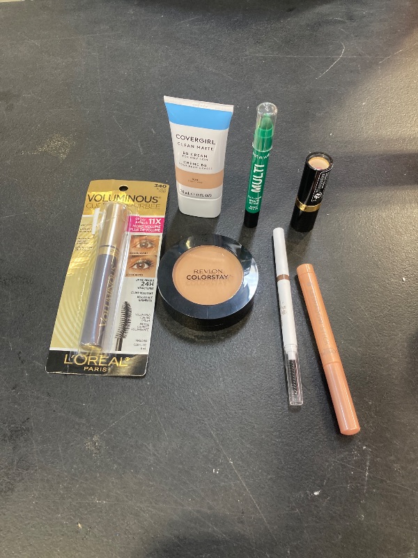 Photo 1 of Cutie! Beauty Bundle!
---Final Sale / No returns ----