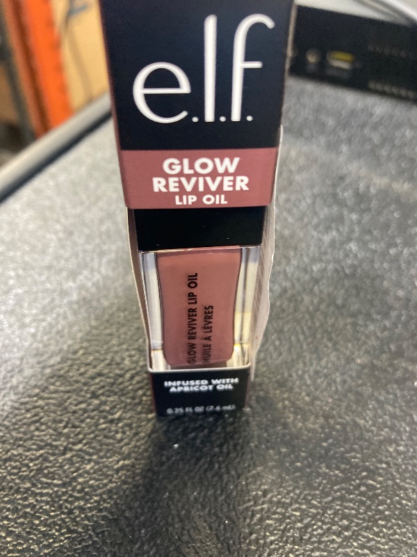 Photo 1 of e.l.f. Glow Reviver Lip Oil, Nourishing Tinted Lip Oil For A High-shine Finish, Infused With Jojoba Oil, Vegan & Cruelty-free, Money Mauve