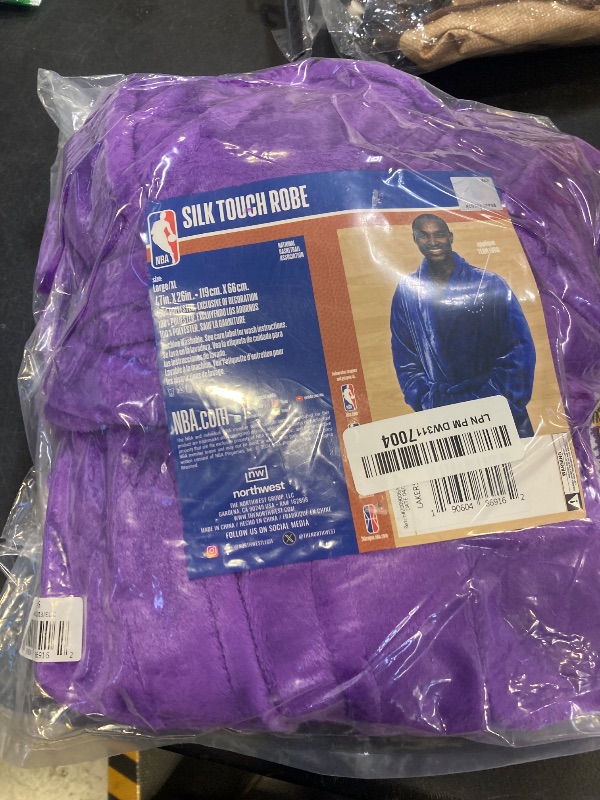 Photo 1 of Northwest NBA Los Angeles Lakers Silk Touch Bathrobe L/XL, Purple