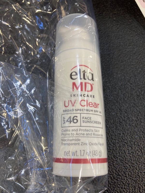 Photo 1 of EltaMD UV Clear Face Sunscreen SPF 46, Oil-Free Sunscreen with Zinc Oxide, Dermatologist Recommended