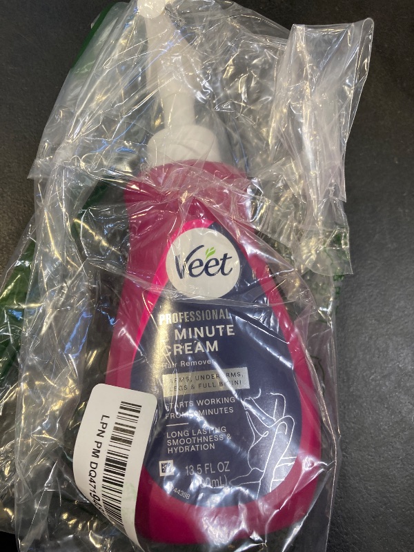 Photo 1 of VEET Professional 2 Minute Hair Removal Cream For All Skin Types with Shea Butter | Effective Full Bikini Hair Removal, Pubic Hair Removal Gel | Dermatologically Tested | 13.5 FL OZ Bottle w/Spatula