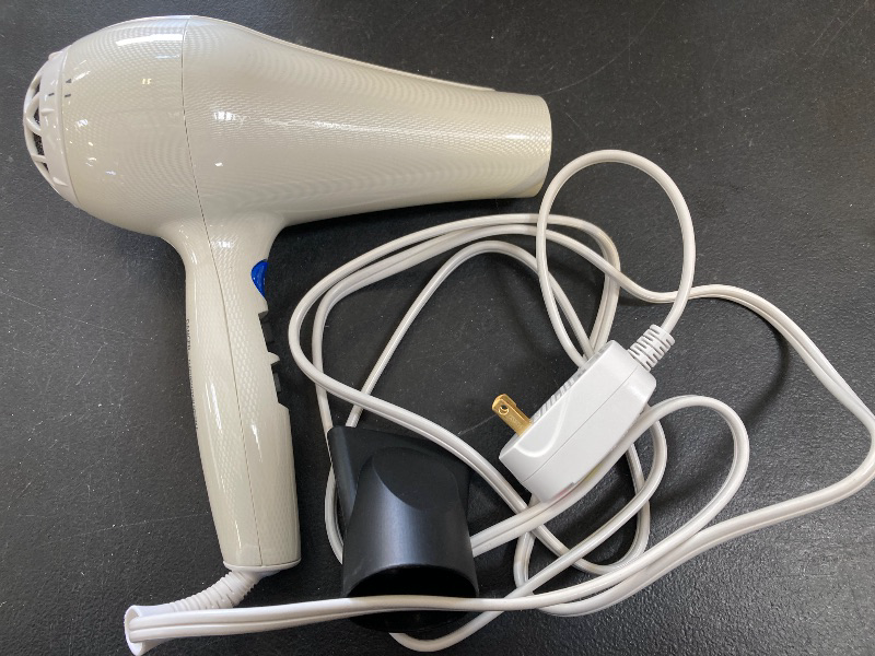 Photo 1 of RUSK Engineering W8less Professional 2000 Watt Dryer, 7 Speed Settings, Lightweight.