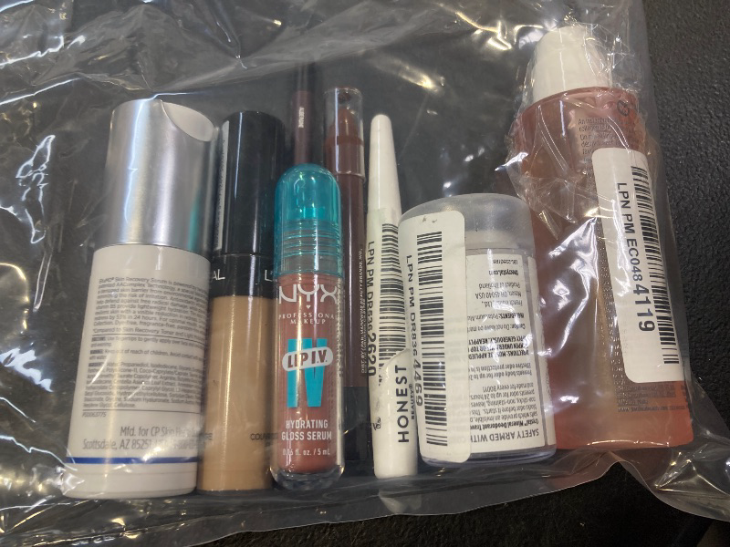 Photo 1 of Bag of Beauty Products / Final Sale 