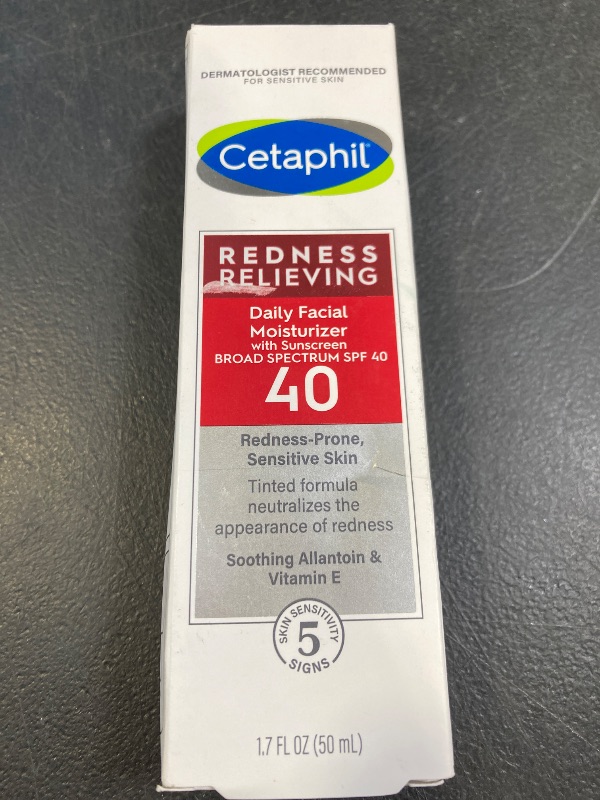 Photo 1 of CETAPHIL Redness Relieving Daily Facial Moisturizer SPF 40, 1.7 fl oz, Broad spectrum Sunscreen, Neutral Tint, For Redness-Prone Skin