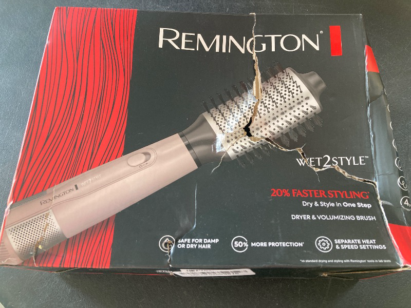 Photo 1 of Remington Pro Wet2style Oval Dryer & Volumizing Brush, 1 Count (Pack of 1), Blush
