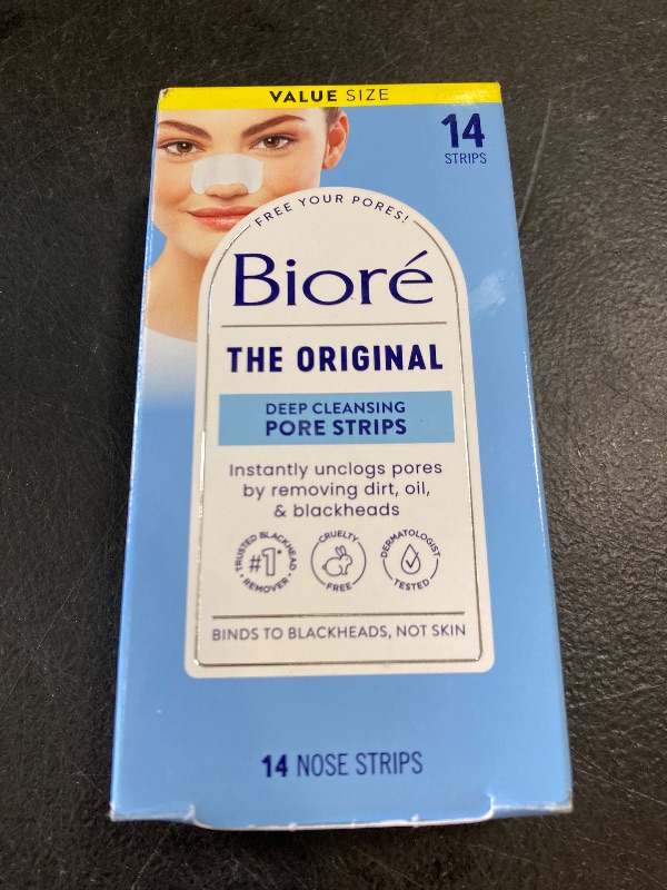 Photo 1 of Bioré Original Blackhead Remover Strips, Deep Cleansing Nose Strips With Instant Pore Unclogging, Features C-Bond Technology, Oil-Free, Non-Comedogenic Use, 14 Count