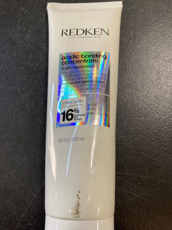 Photo 1 of REDKEN Bonding Hair Mask for Dry, Damaged Hair Repair | Acidic Bonding Concentrate | Hydrating 5 Minute Hair Mask | For All Hair Types