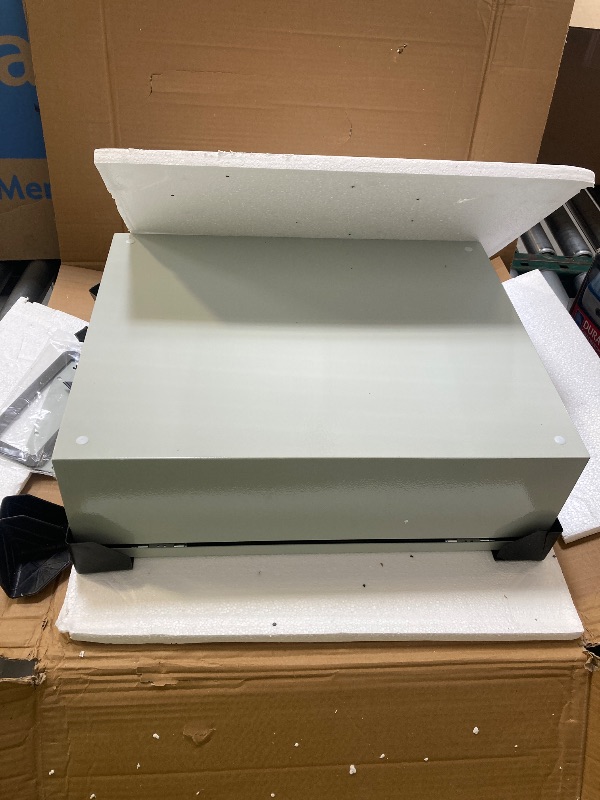Photo 1 of VEVOR NEMA Steel Enclosure, 20 x 16 x 6'' NEMA 4X Steel Electrical Box, IP66 Waterproof & Dustproof, Outdoor/Indoor Electrical Junction Box, with Mounting Plate
