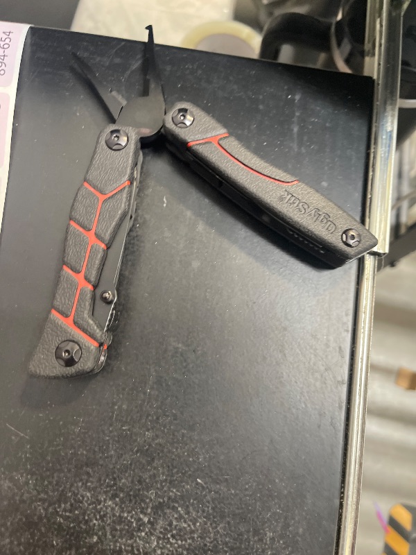 Photo 1 of Ugly Stik Ugly Tools Multitool Knife for Fishing, 11-in-1 Fishing Tool for Anglers, Includes Pliers, Scissors, Knife, and Screwdriver, Non-Slip Grip Handle
