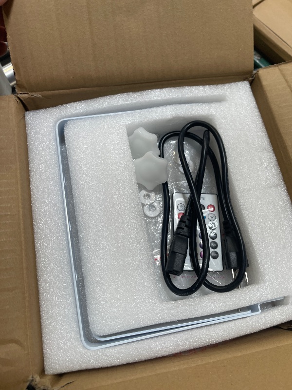 Photo 1 of Rockville BEST Par 60 White, Battery Wash Lights with Charging Flight Case, Wireless DMX, Rechargeable, Includes Remote, Up to 18 Hour Battery Life, Perfect for Events, DJs & Venues