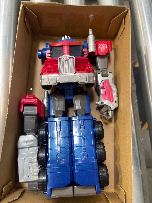 Photo 1 of Hasbro Transformers Generations Cyber Commander Series Optimus Prime Figure 11-inch Scale