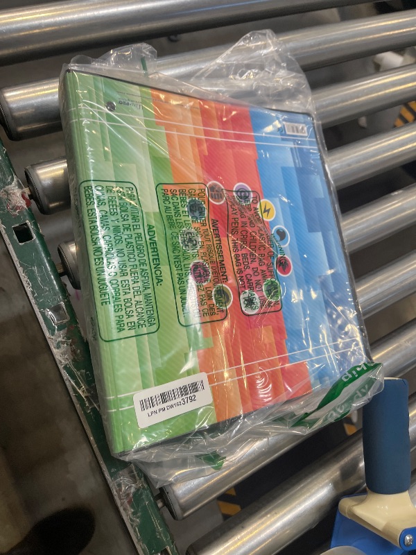 Photo 1 of Ultra Pro UP-84237 -Pokemon- X and Y 2 3-Ring Binder