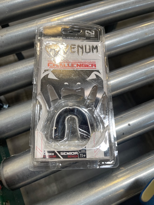 Photo 1 of Venum Challenger Mouthguard - White/Black
