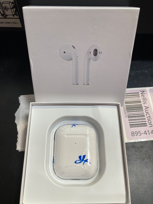 Photo 1 of Wireless Earbuds With Charger, White 